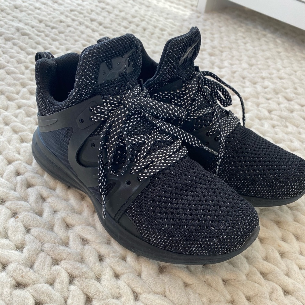 APL Ascend Black Women’s